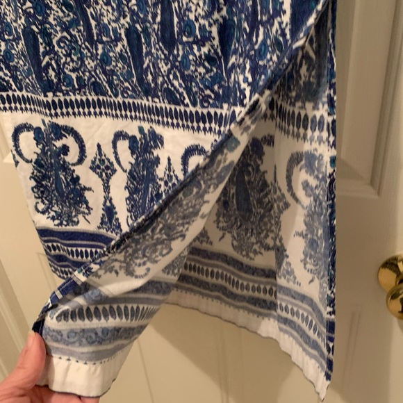 Sz 6 skirt, slit on side - Picture 3 of 7